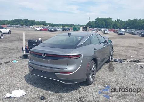 2026 Toyota Crown Limited from USA, damaged, VIN JTDAAAAF6T3038586